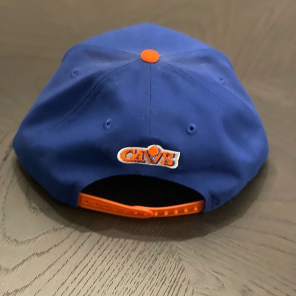 Cavaliers Hat - Picture 3 of 3